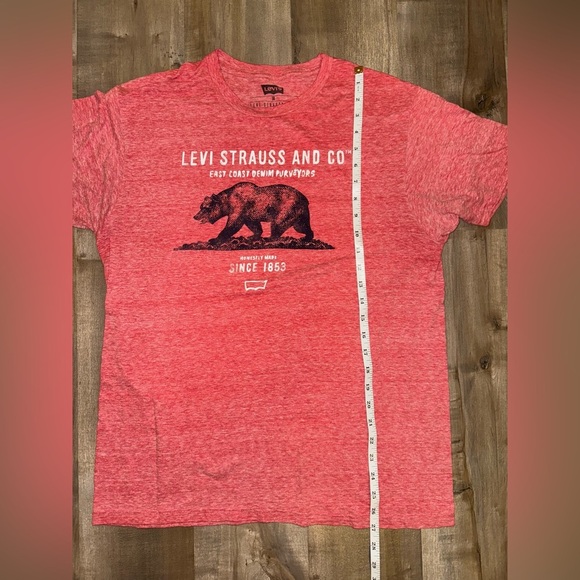 Levi’s Men’s Medium Red Shirt - Picture 6 of 6